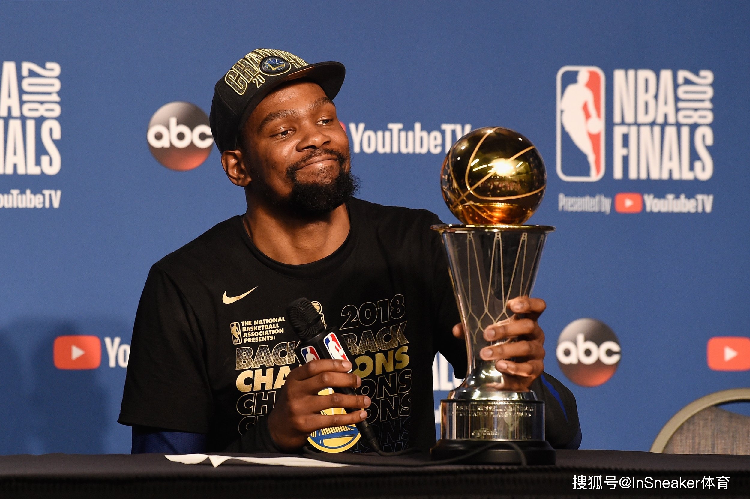 夺冠首场状态出色，MAD观众沸腾！，TheShy重返赛场引发球迷热议的简单介绍九游体育下载